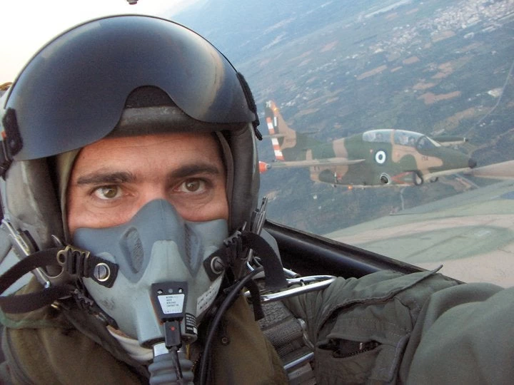 Θρήνος στην ΠΑ – Στην Θεσσαλονίκη σήμερα η κηδεία του Ν.Σαμαρά, ενός από τους 5 καλύτερους πιλότους του κόσμου